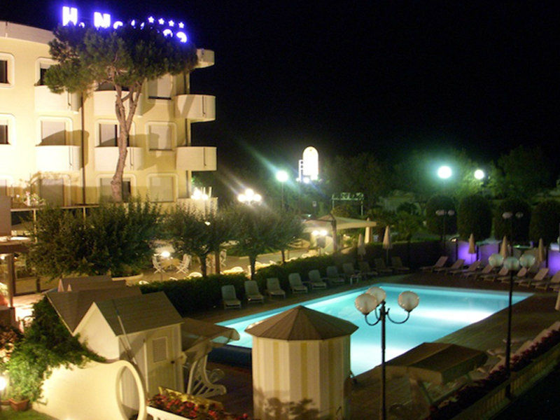 Hotel Nettuno Cervia Eksteriør bilde