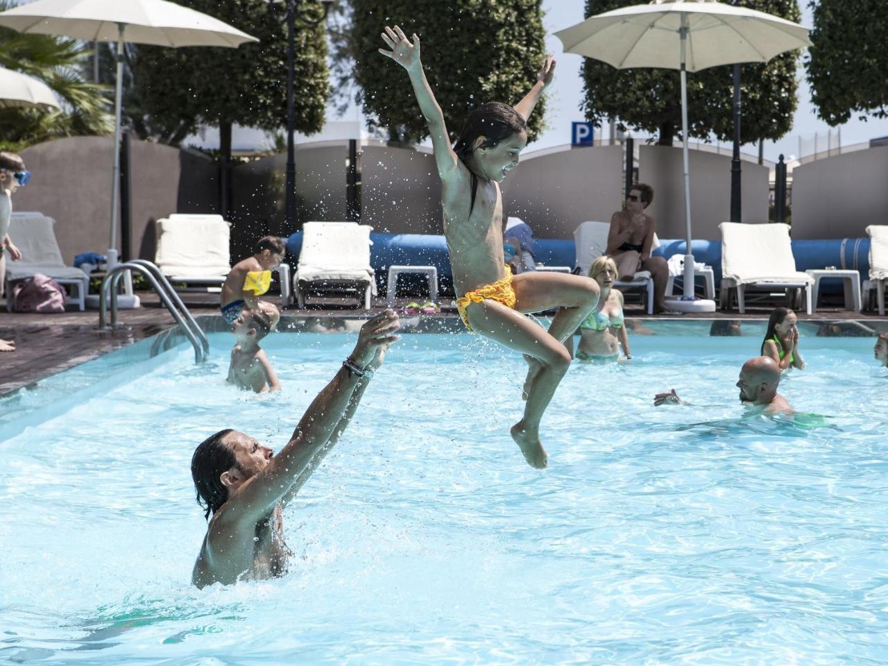 Hotel Nettuno Cervia Eksteriør bilde