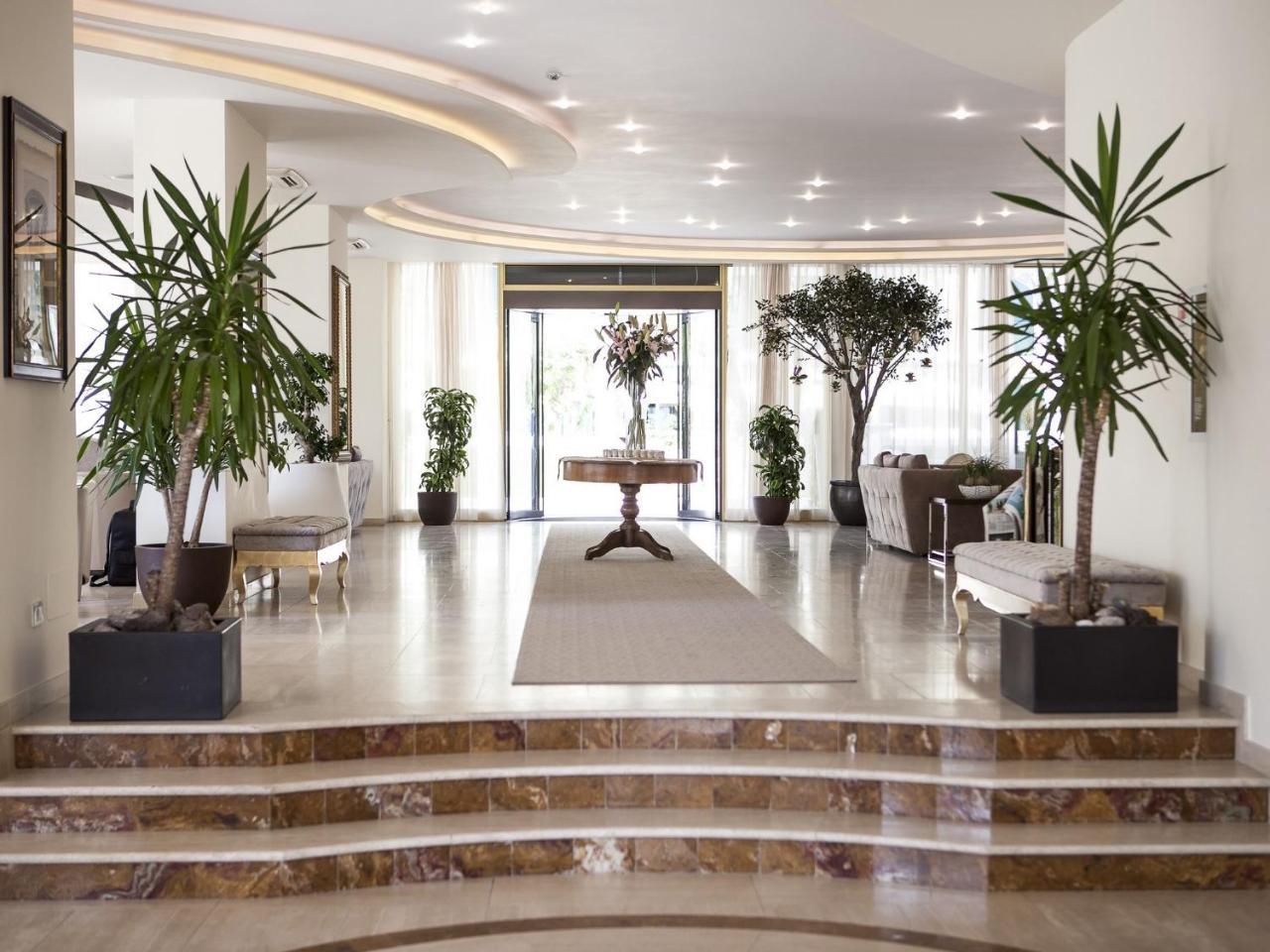 Hotel Nettuno Cervia Eksteriør bilde