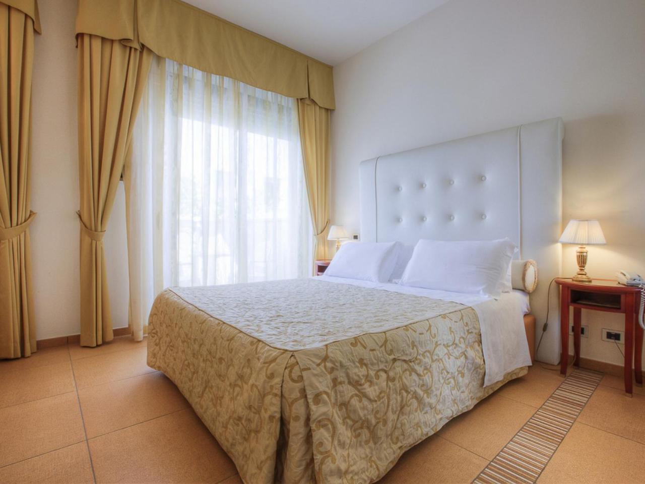 Hotel Nettuno Cervia Eksteriør bilde