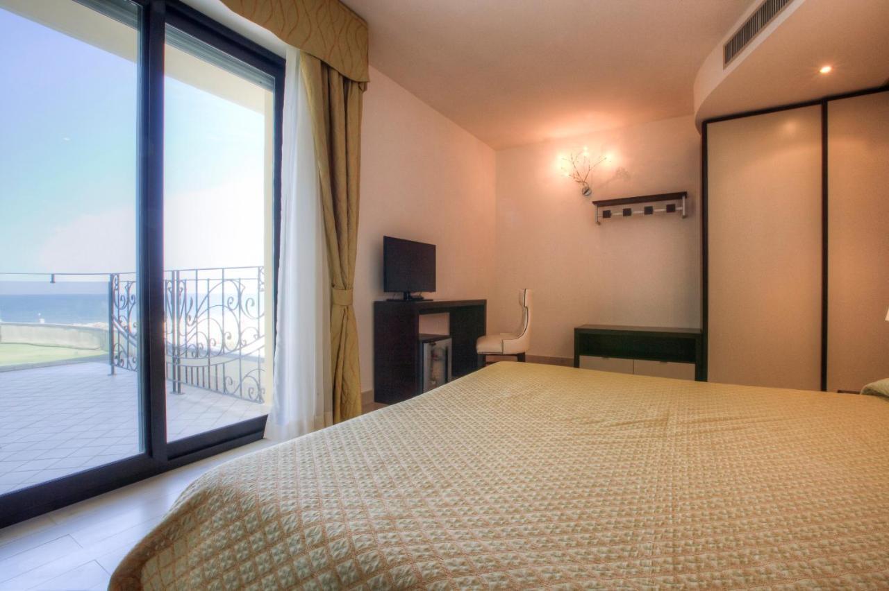 Hotel Nettuno Cervia Eksteriør bilde